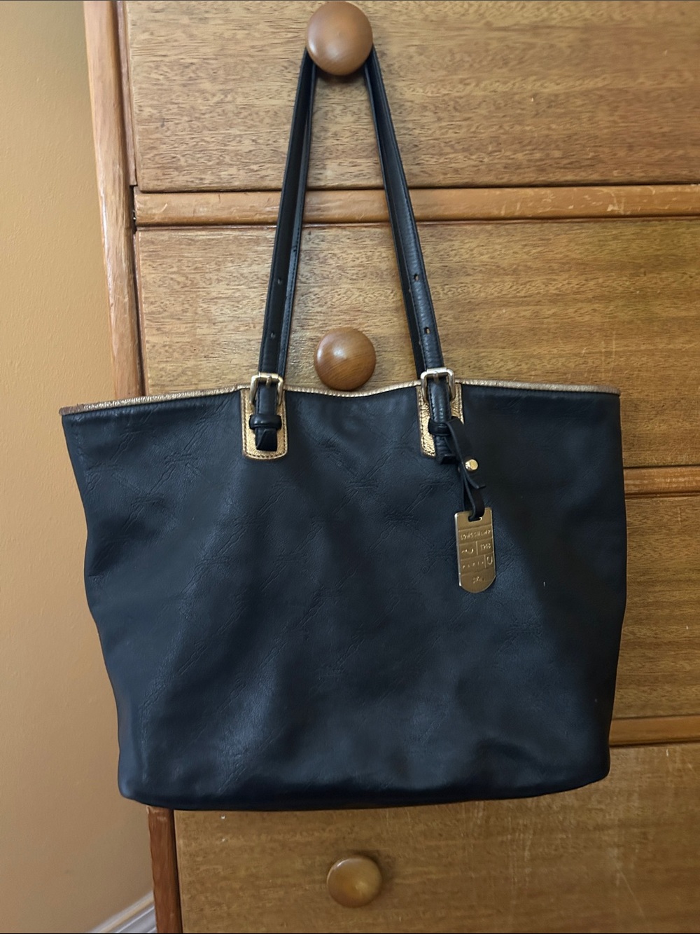 Longchamp LM Cuir Black Tote with Gold Trim and Hardware